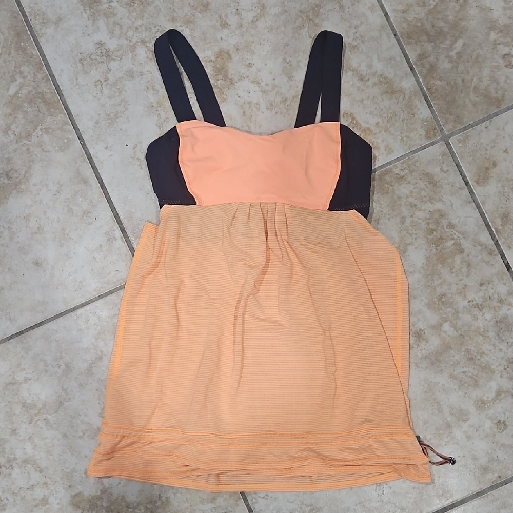 Lululemon Athletica Coral and Navy Tank Top